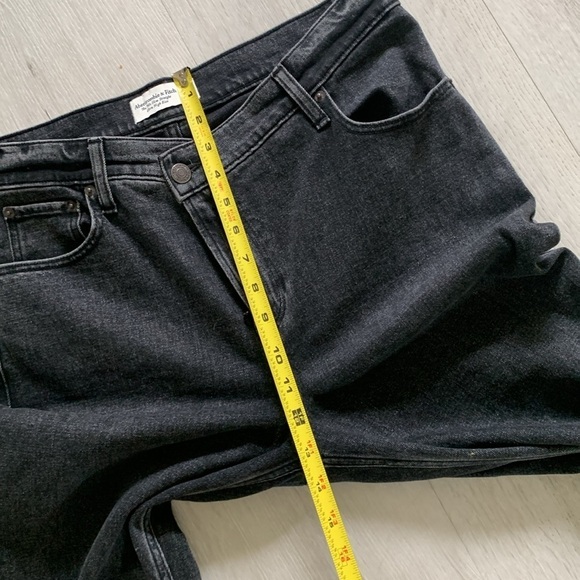Abercrombie 90’s Slim Straight Ultra High Rise Jeans Black Size 29 cross cross - Picture 11 of 14